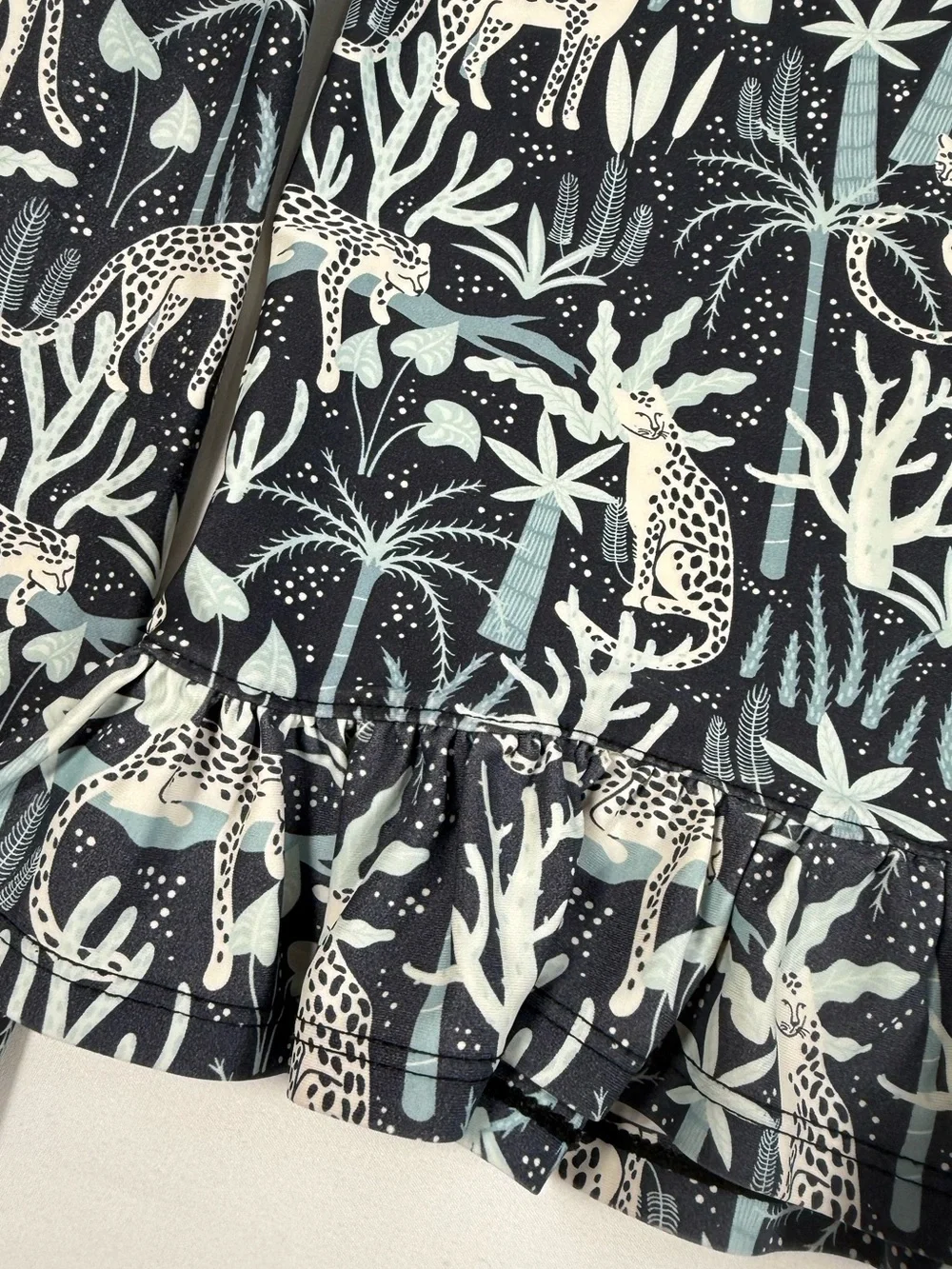 RUFFLE BUTTS Girls Leopard Jungle Rash Guard‎ Top Size 10 Safari Coastal Swim